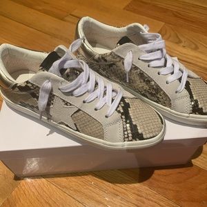 Steve Madden philosophy gold snake sneakers size 8